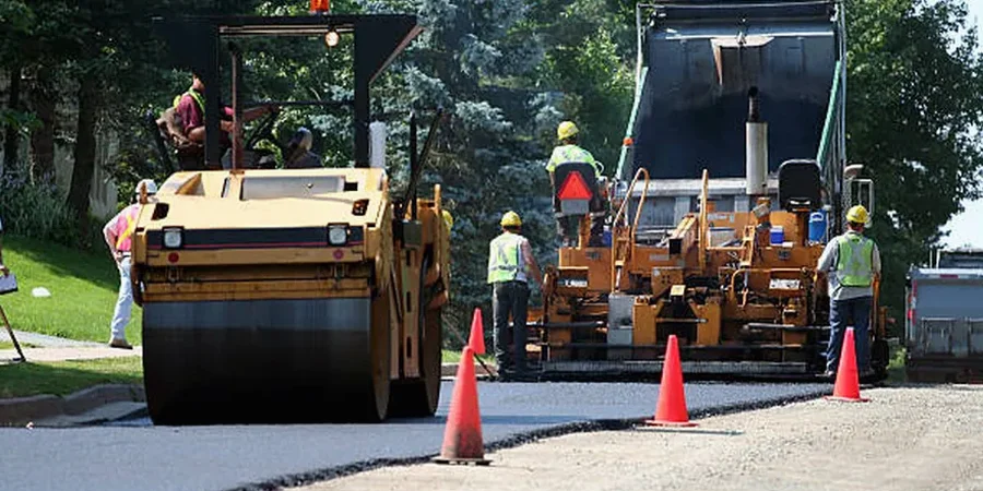 Projeto de Pavimento Flexível em Curitiba: Dimensionamento Normatizado para Solos Tropicais